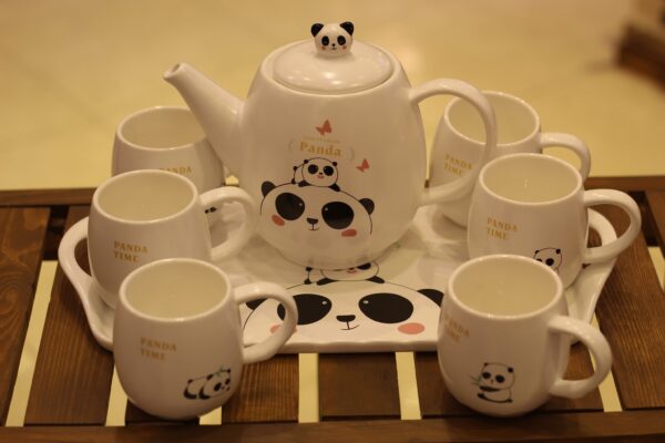 SET ROSA FRESAS Y PANDA 6 TAZAS CON CHAROL Y JARRA - Imagen 5