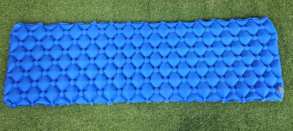 COLCHON INFLABLE ACAMPAR - Imagen 5