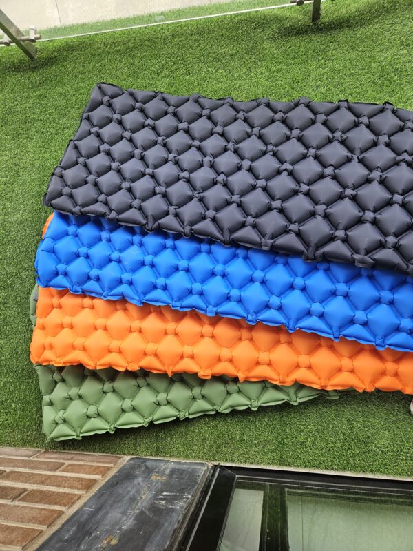 COLCHON INFLABLE ACAMPAR - Imagen 8