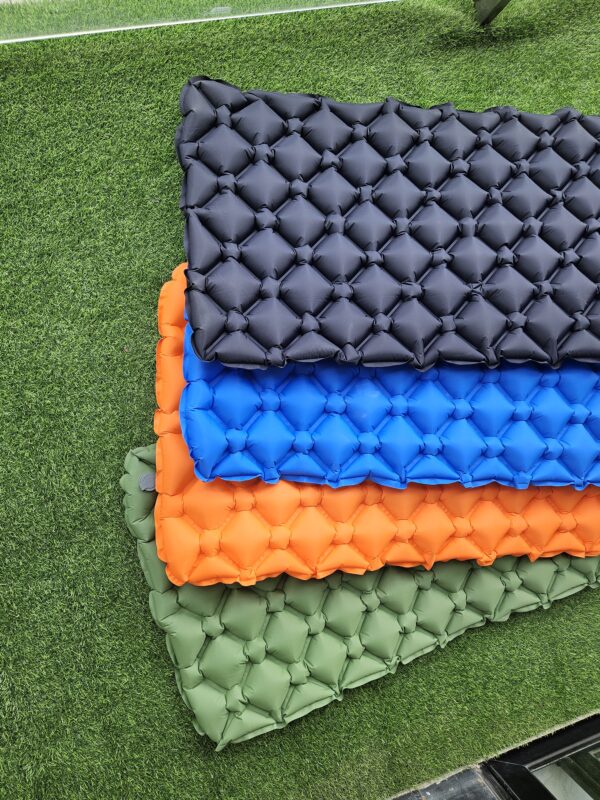 COLCHON INFLABLE ACAMPAR - Imagen 10