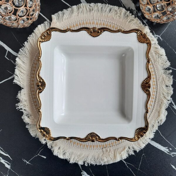 PLATO CUADRADO BLANCO DORADO 8 - Imagen 2